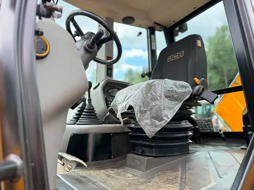 JCB 3CX · listing photograph 5