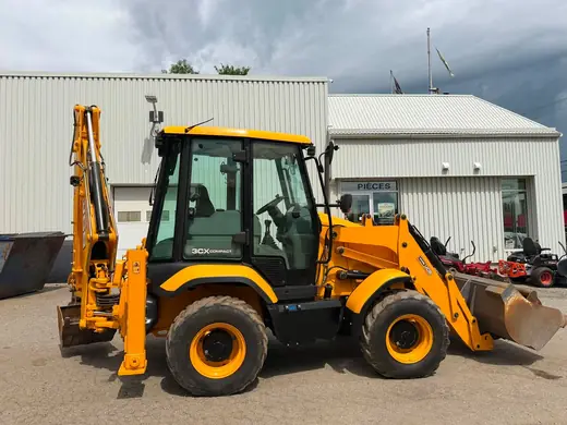 JCB 3CX · listing photograph 12
