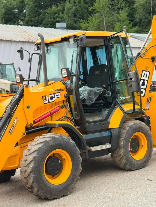 2016 backhoe loader listing photo 6